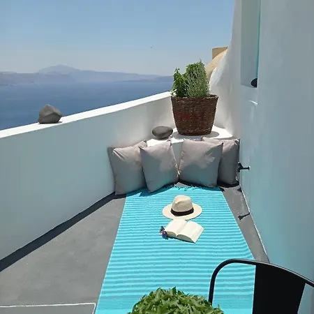 Blessed Blue Boutique Cave Holiday home Oia (Santorini)