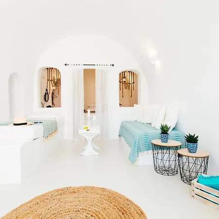 Blessed Blue Boutique Cave Holiday home