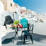 Апартаменты Blessed Blue Boutique Cave *