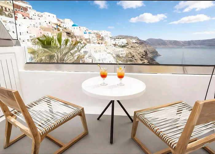 Blessed Blue Boutique Cave * Oia (Santorini)