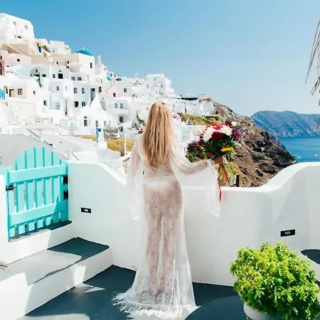 Blessed Blue Boutique Cave Oia