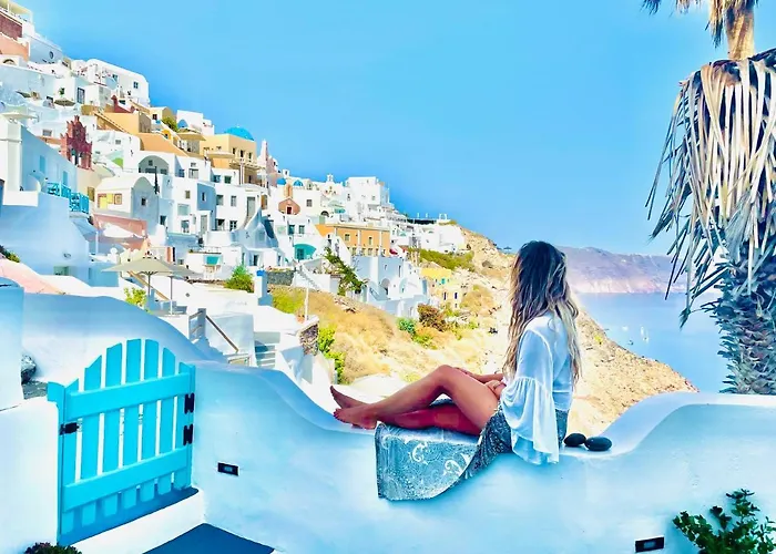 Blessed Blue Boutique Cave *