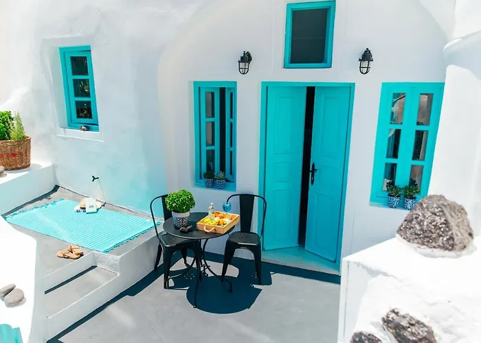 Daire Blessed Blue Boutique Cave Oia